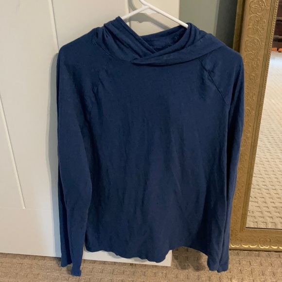 Banana Republic soft hooded Vintage Tee size L